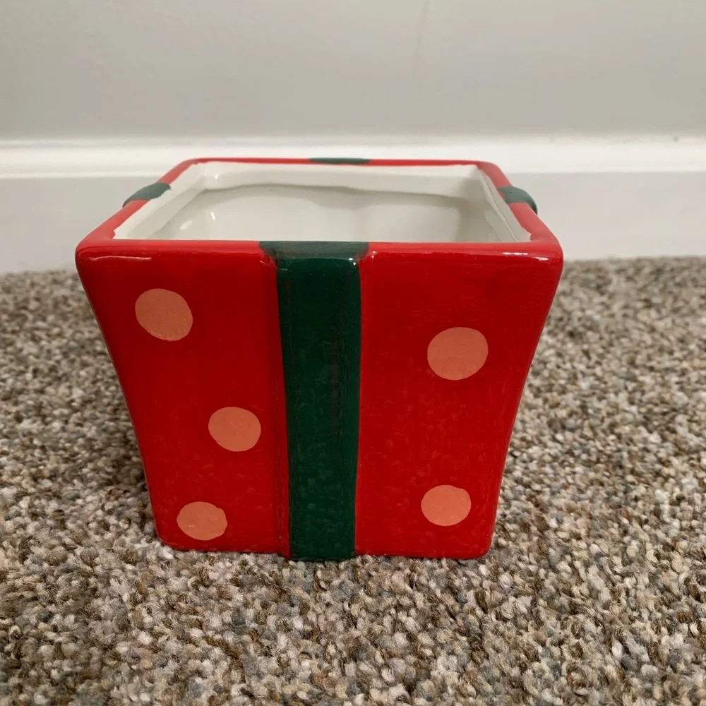 Christmas Candy Dish - Picture 2 of 2